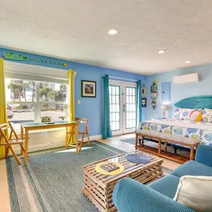 https://studio-steps-to-beach-76-mi-to-pier-park.panamacity-beachhotels.com